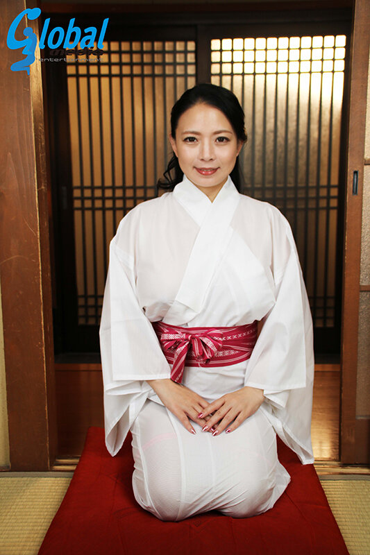 【VR】VR麗しの熟女湯屋 いらっしゃいませ即尺＆和室ねっとり恋人プレイ 織田真子 サンプル画像2