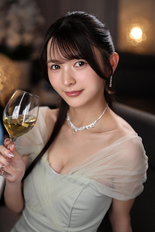 【VR】これぞ8K！顔面特化アングルVR ～顔面偏差値が高いラウンジ嬢と最後の濃厚不倫SEX～ 幸村泉希 サンプル画像6