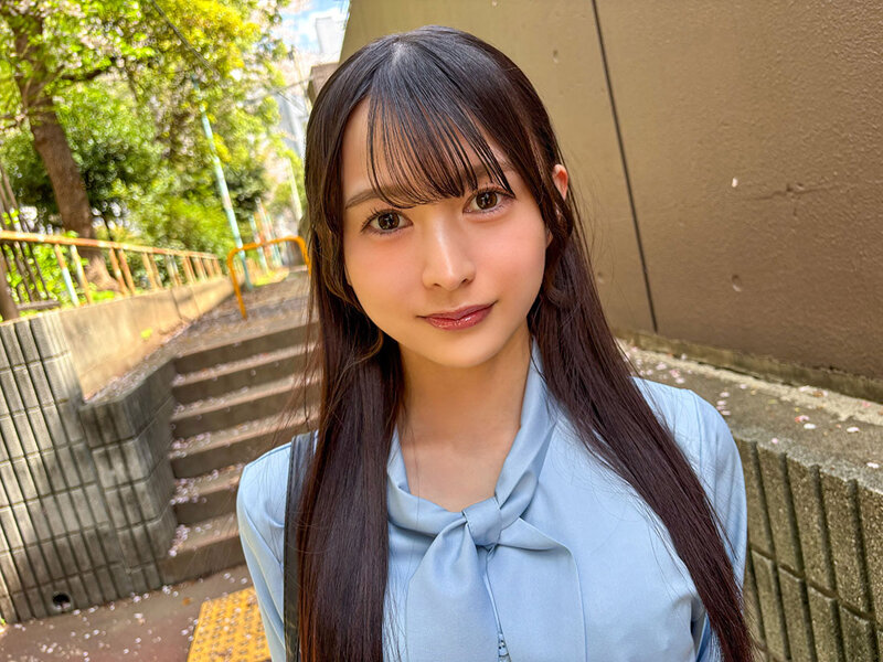 【VR】これぞ8K！顔面特化アングルVR ～顔面偏差値が高いラウンジ嬢と最後の濃厚不倫SEX～ 幸村泉希 サンプル画像7