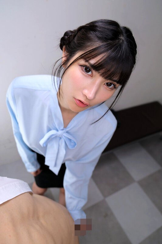 【VR】【8K】無尽蔵性欲のシゴデキ女上司しかいない会社で性処理肉ディルド課に配属されたボク 小野坂ゆいか・胡桃さくら・凰華りん サンプル画像4