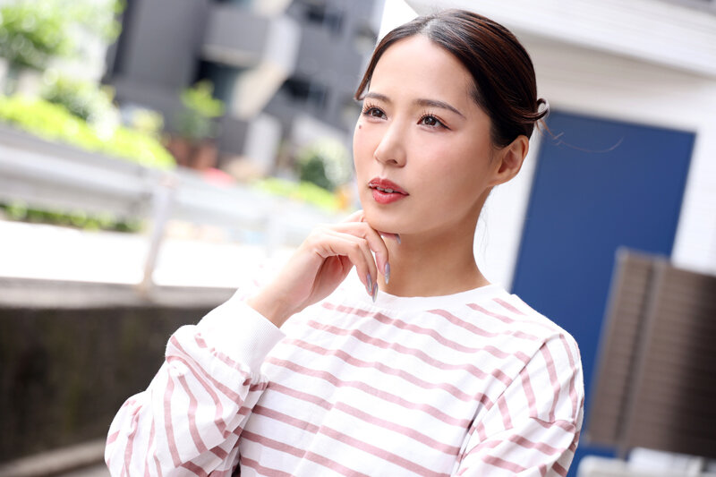 【VR】＃新宿区＃子育て＃ママ友【VR】【8K超肉感特化】性欲多感な思春期の息子と向き合う方法を考えた結果…VR サンプル画像2